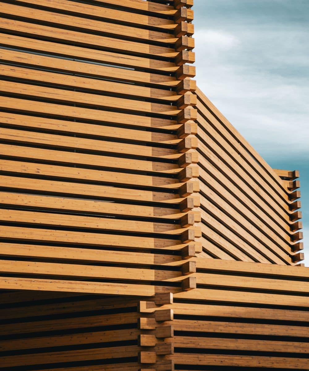 Construção de ponta — estrutura em madeira engenheirada (mass timber)
